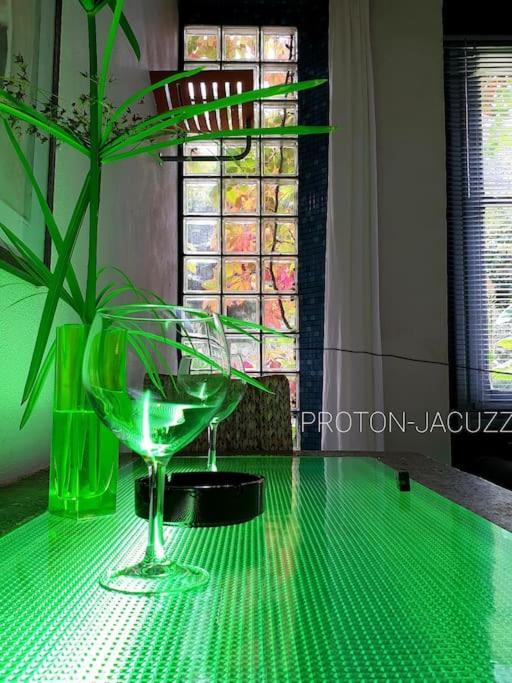 Zentral Club Apartamento Proton-Jacuzzi 벨몬트데미란다 외부 사진